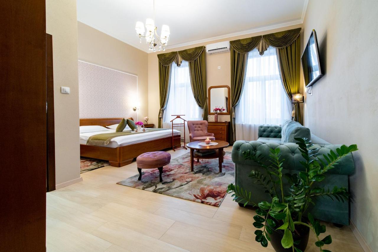 Central Harmony Apartment Odorheiu Secuiesc Esterno foto