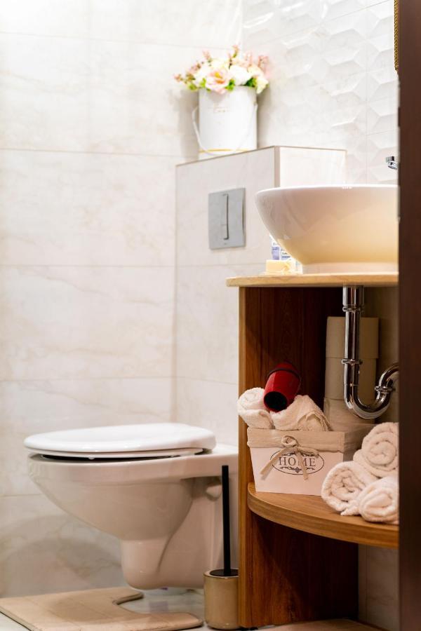 Central Harmony Apartment Odorheiu Secuiesc Esterno foto